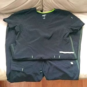 Women's Scrubstar scrub set